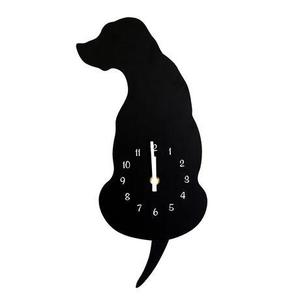 TORO Nástěnné hodiny černý pes 40cm obraz