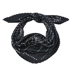 Černo bílý pruhovaný šátek - 70*70 cm MLSC0391 obraz