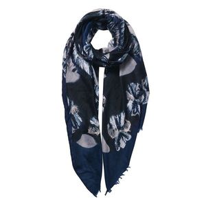Tmavě modrý šátek s květy - 85*180 cm JZSC0597BL obraz