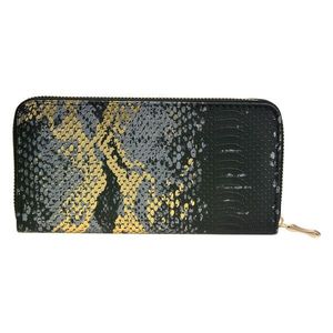 Černá lakovaná peněženka s efektem hadí kůže - 10*19 cm JZWA0091 obraz