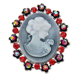 Brož medailonek ženy s červenými a barevnými kamínky MLBR0195 obraz
