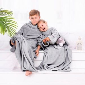 Dětská deka s rukávy DecoKing Lazy šedá, velikost 90x105 obraz