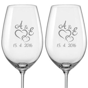 Svatební skleničky na víno Spojená srdce s monogramem, 2 ks obraz