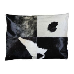 Bílo-černý kožený polštář s výrazným stehem Stitch Cow - 45*60*15 cm MHGKDKZ obraz