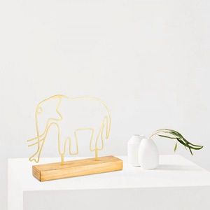 Hanah Home Kovová dekorace Elephant 30 cm zlatá obraz