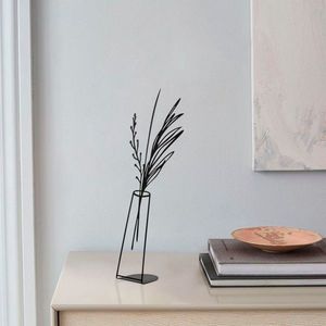 Hanah Home Kovová dekorace Flowerpot V 50 cm černá obraz