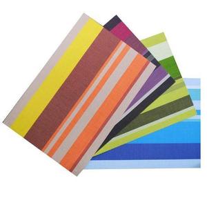 TORO Plastové tkané prostírání 45x30cm proužky MIX barev obraz