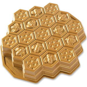 Forma na pečení ve tvaru medové plástve ve zlaté barvě Nordic Ware Bee, 2, 4 l obraz