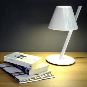 Artemide Artemide La Petite - bílá designová stolní lampa obraz