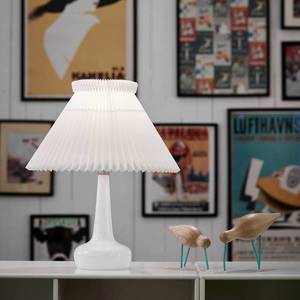 LE KLINT LE KLINT 311 stolní lampa, bílá/mosaz, výška 48cm obraz