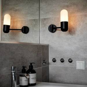 PR Home PR Home Nástěnné koupelnové svítidlo Zeta, černé, IP44, otočné obraz