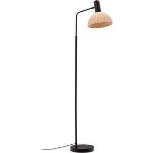 Stojací lampa s ratanovým stínidlem v černo-přírodní barvě (výška 157 cm) Damila – Kave Home obraz