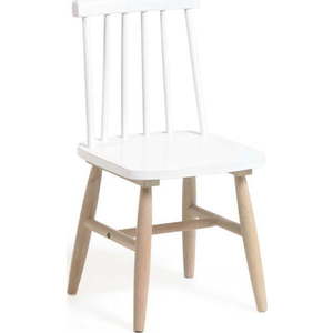 Bílá dětská židle z kaučukového dřeva Kave Home Kristie obraz