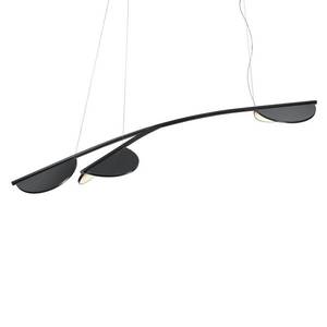 FLOS FLOS Almendra Organická závěsná lampa 3fl dlouhá černá obraz