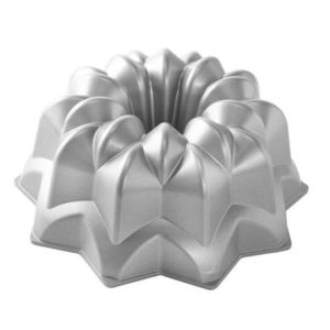Nordic Ware Forma na bábovku Vintage star, 2, 4 l, stříbrná 53137 obraz