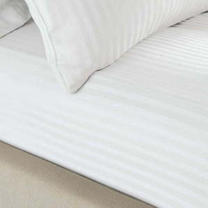 Bílé napínací prostěradlo 90x190 cm Satin Stripe - Catherine Lansfield obraz