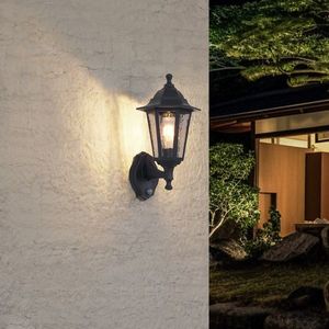 Venkovní nástěnné svítidlo černé s pohybovým senzorem IP44 - New Haven Hammered obraz