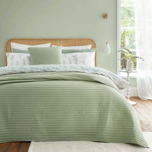Zelený prošívaný přehoz na dvoulůžko 220x230 cm Quilted Lines – Bianca obraz