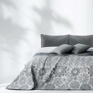 Bílo-šedý oboustranný přehoz z mikrovlákna DecoKing Alhambra, 260 x 280 cm obraz