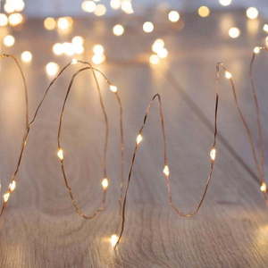 Transparentní LED světelný řetěz DecoKing Lights, 240 světýlek, délka 1, 5 m obraz