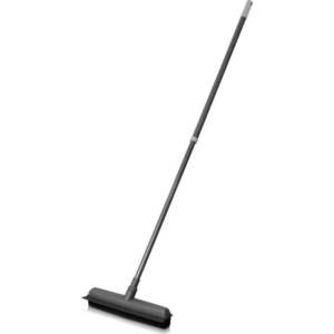 Černý gumový smeták Addis Broom obraz