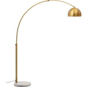 Stojací lampa ve zlaté barvě s kovovým stínidlem (výška 185 cm) Madali – Kave Home obraz