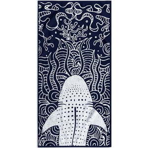 Tmavě modrá plážová osuška 90x180 cm Shark – DecoKing obraz