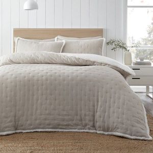 Krémové povlečení na dvoulůžko s beránkem 200x200 cm Cosy Nori – Catherine Lansfield obraz