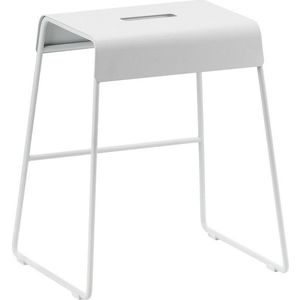 Bílá kovová stolička A-Stool – Zone obraz