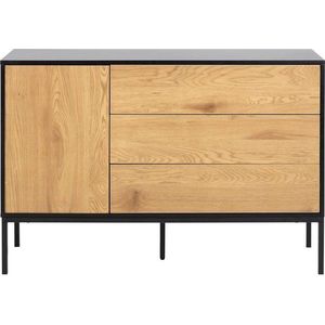 Nízká komoda v dekoru dubu v černo-přírodní barvě 120x82 cm Seaford – Actona obraz