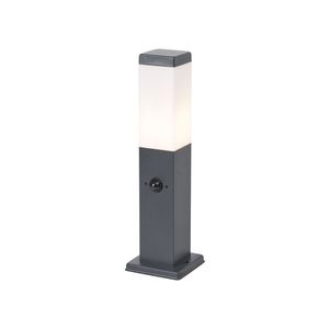 Venkovní lampa tmavě šedá s opálovým sklem 45 cm IP44 se zásuvkou a senzorem pohybu - Malios obraz