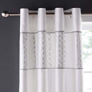 Bílé závěsy z mikrosaténu v sadě 2 ks 168x229 cm Deco Sequin – Catherine Lansfield obraz