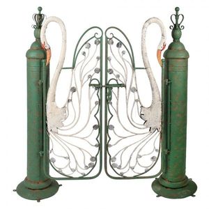 Zelená zahradní branka s labutěmi Brocante - 132*31*138 cm 5Y1345 obraz