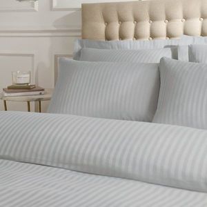 Damaškové povlaky na polštáře v sadě 2 ks 75x50 cm Satin Stripe – Catherine Lansfield obraz
