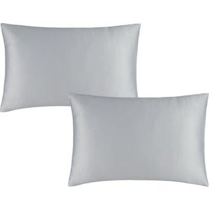Saténové povlaky na polštáře v sadě 2 ks 75x50 cm Silky Soft – Catherine Lansfield obraz