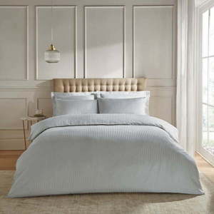 Šedé damaškové povlečení na dvoulůžko/prodloužené 230x220 cm Satin Stripe – Catherine Lansfield obraz