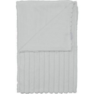 Bílá deka z mikroplyše 130x170 cm Cosy Ribbed – Catherine Lansfield obraz