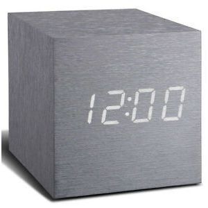 Budík "Cube Click", hliník / bílá - Gingko obraz