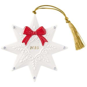 Villeroy & Boch Závěsná porcelánová ozdoba Christmas Classics 2025, Hvězda, 11, 5 cm 14-8675-4353 obraz
