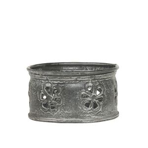 Zinkový antik kovový svícen s květy na válcovou svíčku - Ø 10*6 cm 64089400 obraz