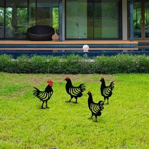 Sada dekorativních kovových doplňků na zahradu Chicken Family 4 obraz