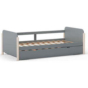 Dětská postel šedozelená z borovicového dřeva s výsuvným lůžkem s roštem 90x190 cm Enola – Marckeric obraz