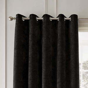 Černé termo závěsy v sadě 2 ks z žinylky 229x229 cm Selene Luxury Chenille – Hyperion obraz
