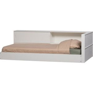 Bílá jednolůžková postel z borovicového dřeva bez roštu 90x200 cm Carter – WOOOD obraz