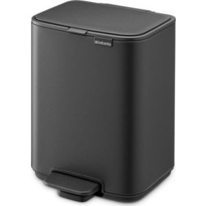 Tmavě šedý nášlapný ocelový odpadkový koš 4 l Bo – Brabantia obraz