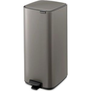 Šedý nášlapný ocelový odpadkový koš 30 l Bo – Brabantia obraz