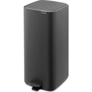 Tmavě šedý nášlapný ocelový odpadkový koš 30 l Bo – Brabantia obraz