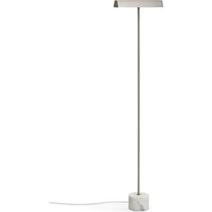 Stojací lampa ve stříbrné barvě (výška 121 cm) Lynor – Kave Home obraz