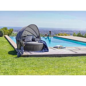 Luca Bessoni ZAHR. POHOVKA VE TVARU MUŠLE kov, plast, textil obraz