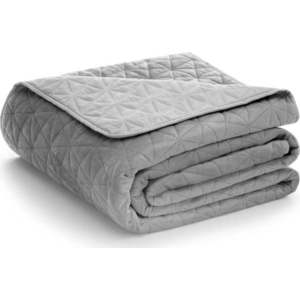 Světle šedý přehoz přes postel AmeliaHome Laila Silver, 260 x 240 cm obraz